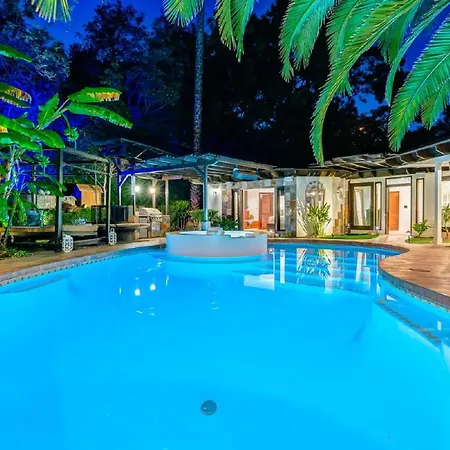 For 12 People Villa Costa De Antigua